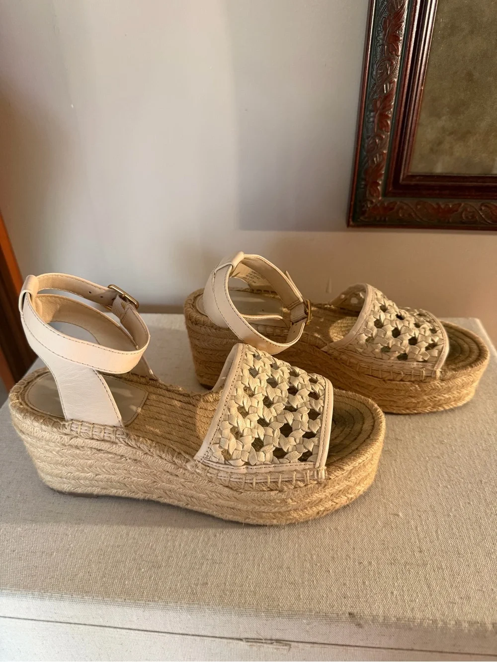 Tory Burch casual tone height